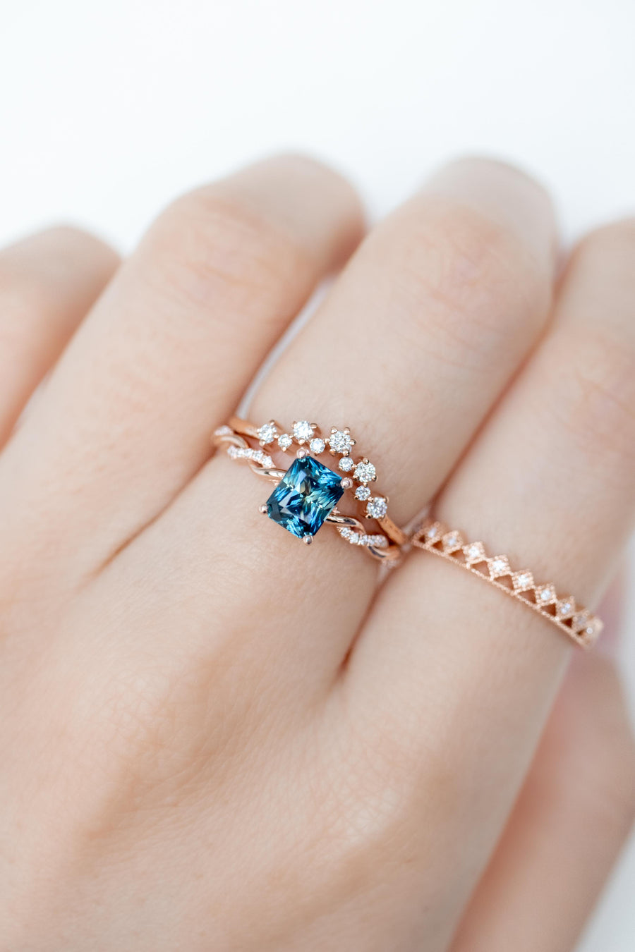 Twisted Radiant 1.09ct Teal Sapphire (Unheated with Certificate) & diamond 18K Rose Gold Engagement Ring