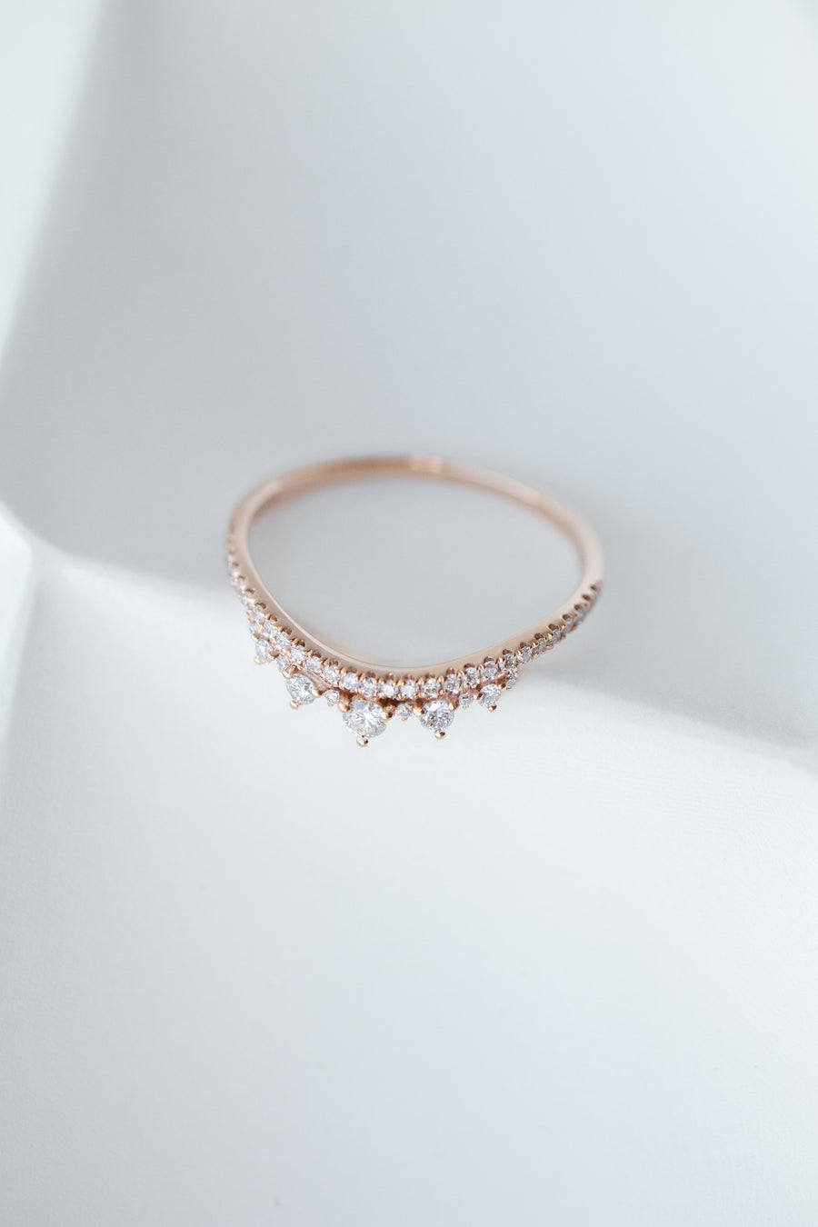 Irregular Top Quaility Diamond 18K Gold Stacking Ring