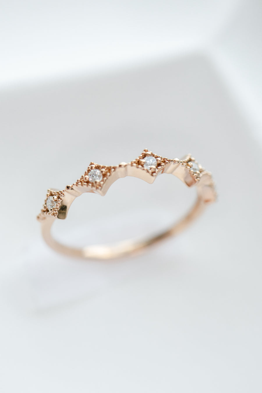 Five diamond 18K Gold Beaded Ring